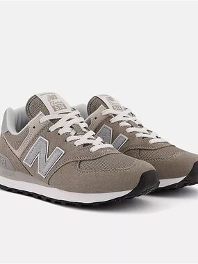 New Balance Women’s 574 Core 8.5
